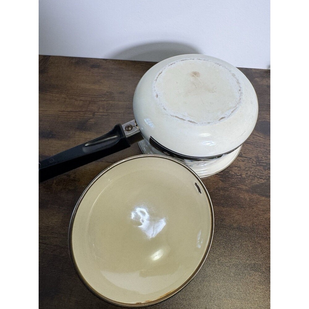 Vintage White Enamel And Floral Sauce Pot With Lid Whimsy Kitchen Cookware Pan - Picture 9 of 11